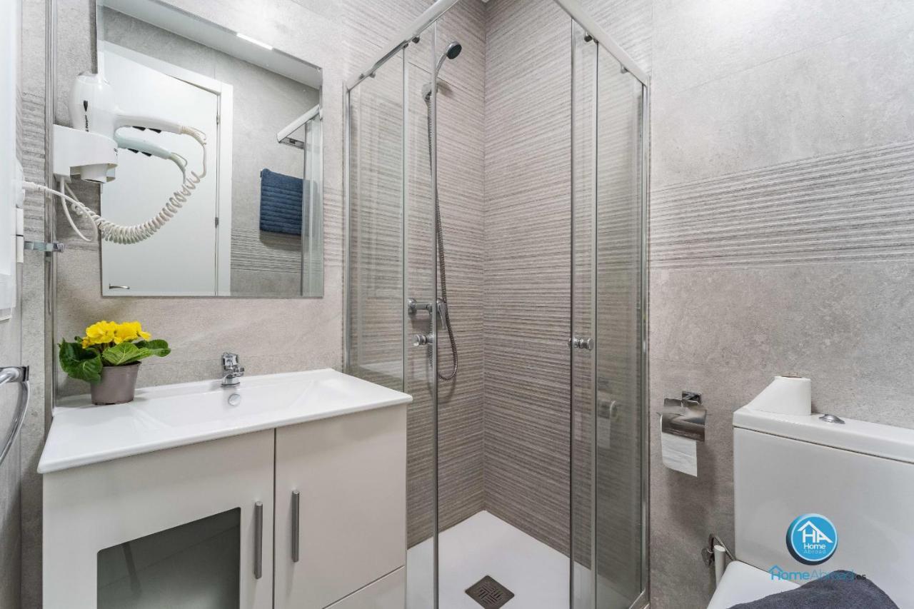 Modern Boutique Stay In The Heart Of Madrid Eksteriør billede